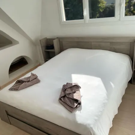 Villa Grande Avec Piscine Chauffee Et Jacuzzi