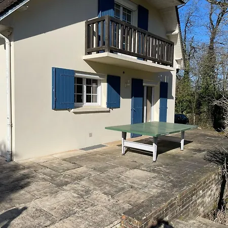 Grande Avec Piscine Chauffee Et Jacuzzi *