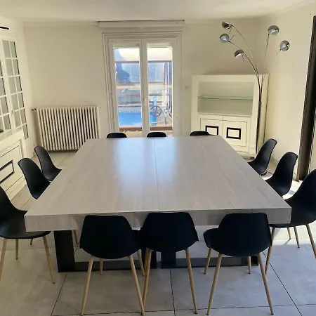 Grande Avec Piscine Chauffee Et Jacuzzi Villa *