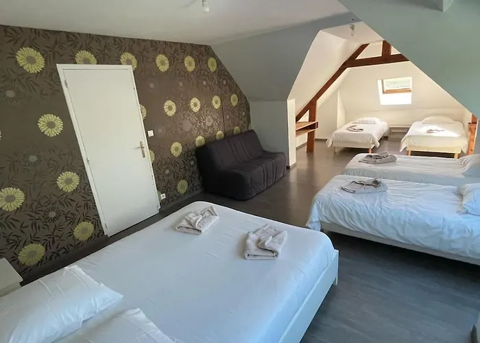 Grande Avec Piscine Chauffee Et Jacuzzi Mouen