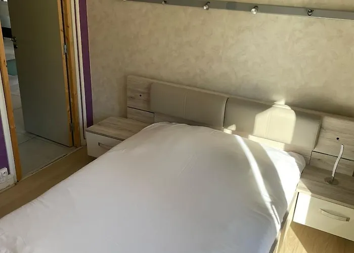 Grande Avec Piscine Chauffee Et Jacuzzi Willa Mouen